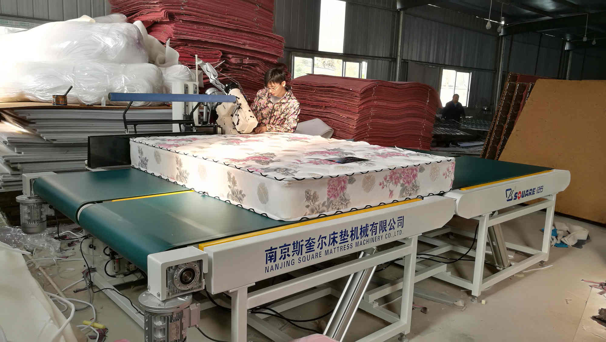 自動床墊圍邊機