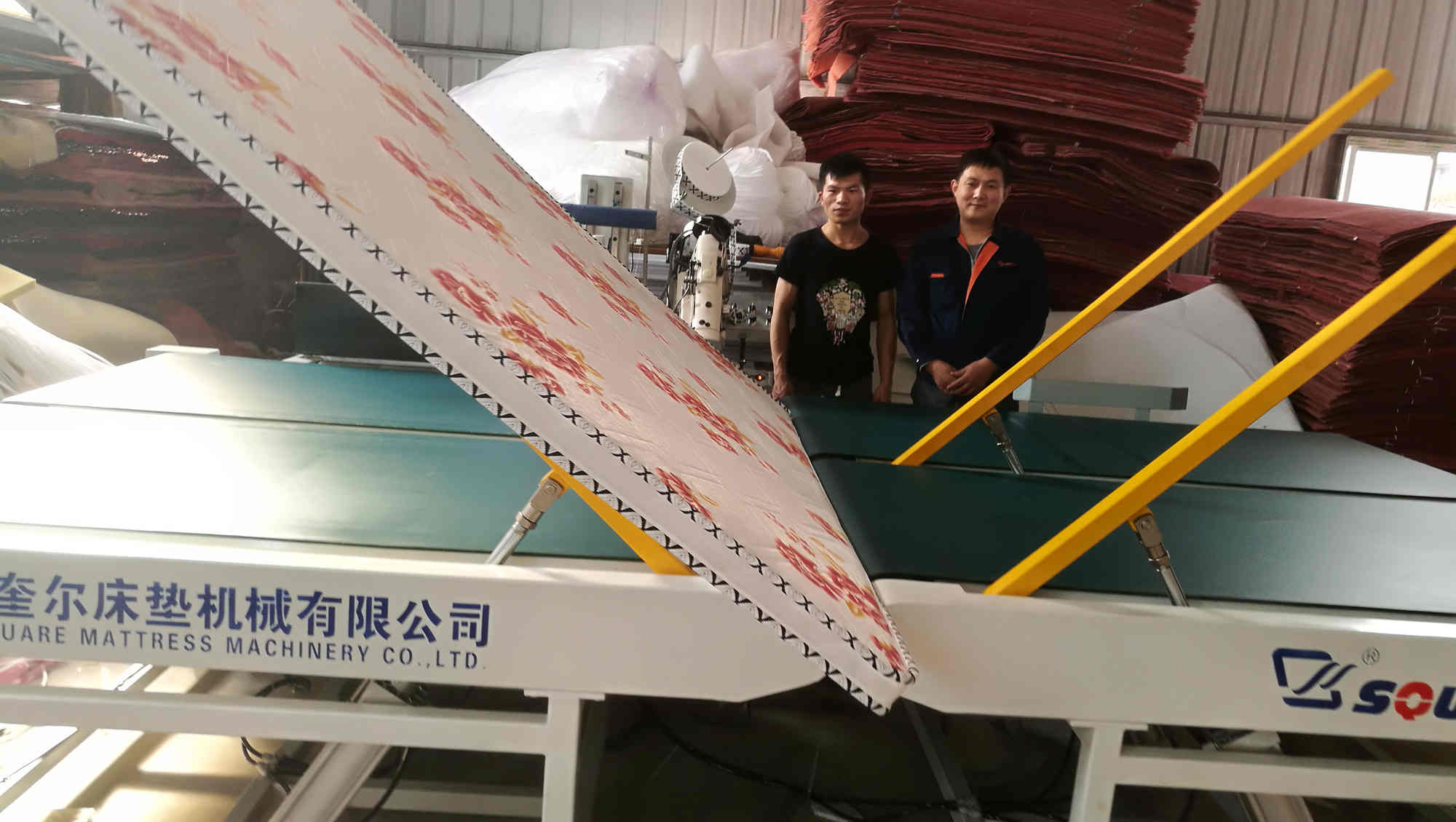 自動床墊圍邊機