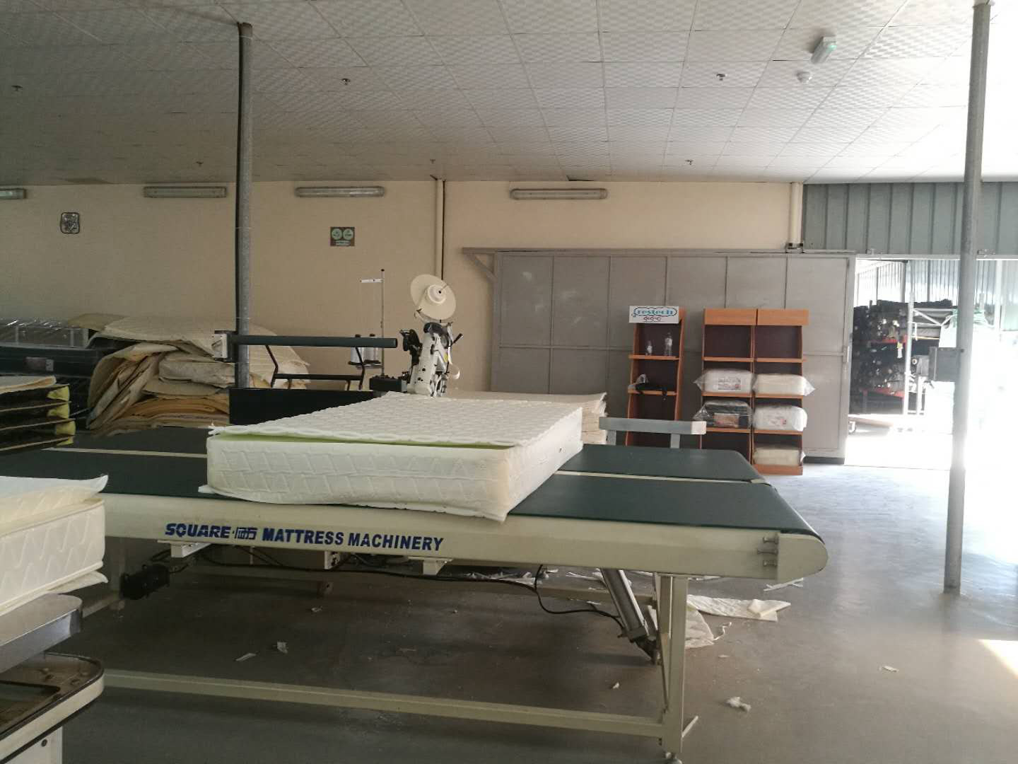 自动床垫围边机