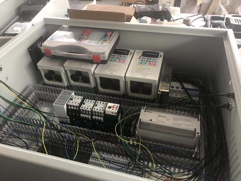 自动床垫围边机