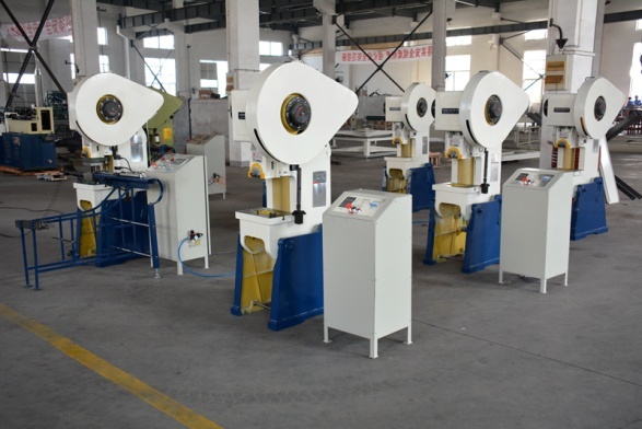 床垫弹簧机械装配完成